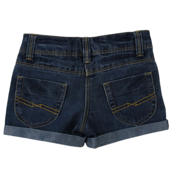 Short - TAPE A L'OEIL - 2 ans (86)