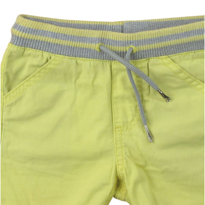Short - Esprit - 104 cm (4 jaar) – Tweedehands baby- en kinderkleding van Esprit – Les Ptits Potes