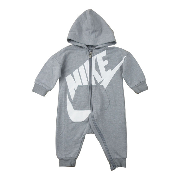 Langer Overall - Nike - 6 Monate – Secondhand-Babykleidung/-Kinderkleidung von Nike – Les Ptits Potes