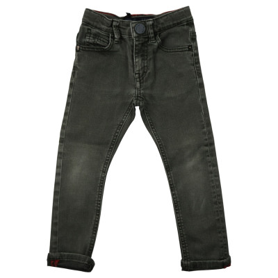 Jean - IKKS - 3 ans (96) – Vêtement d’occasion bébé/enfant IKKS – Les Ptits Potes