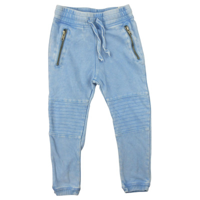 Trainingsbroekjes - 3-4 jaar (104) – Tweedehands baby- en kinderkleding van  – Les Ptits Potes