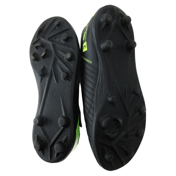Chaussures de foot - KIPSTA - Pointure 31 – Vêtement d’occasion bébé/enfant  – Les Ptits Potes